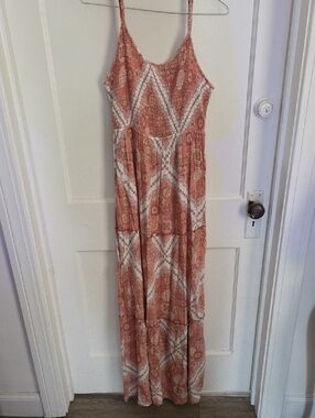 Gypsy And Jade Adjustable Spagetti Strap Paisley Maxi Dress